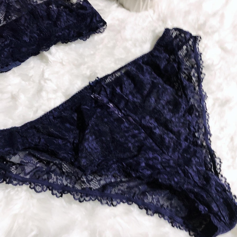 Savage X Fenty Navy Blue Lace 2 Piece Panties and Bralette Set with No Wiring - Picture 7 of 11